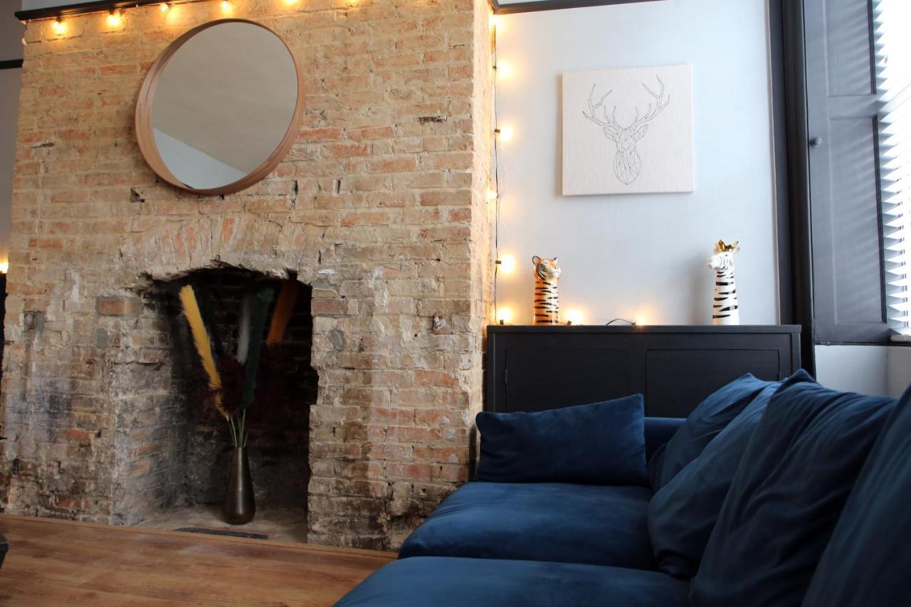 Luxury 3 Bed Apartment In The Heart Of Stamford Exterior photo